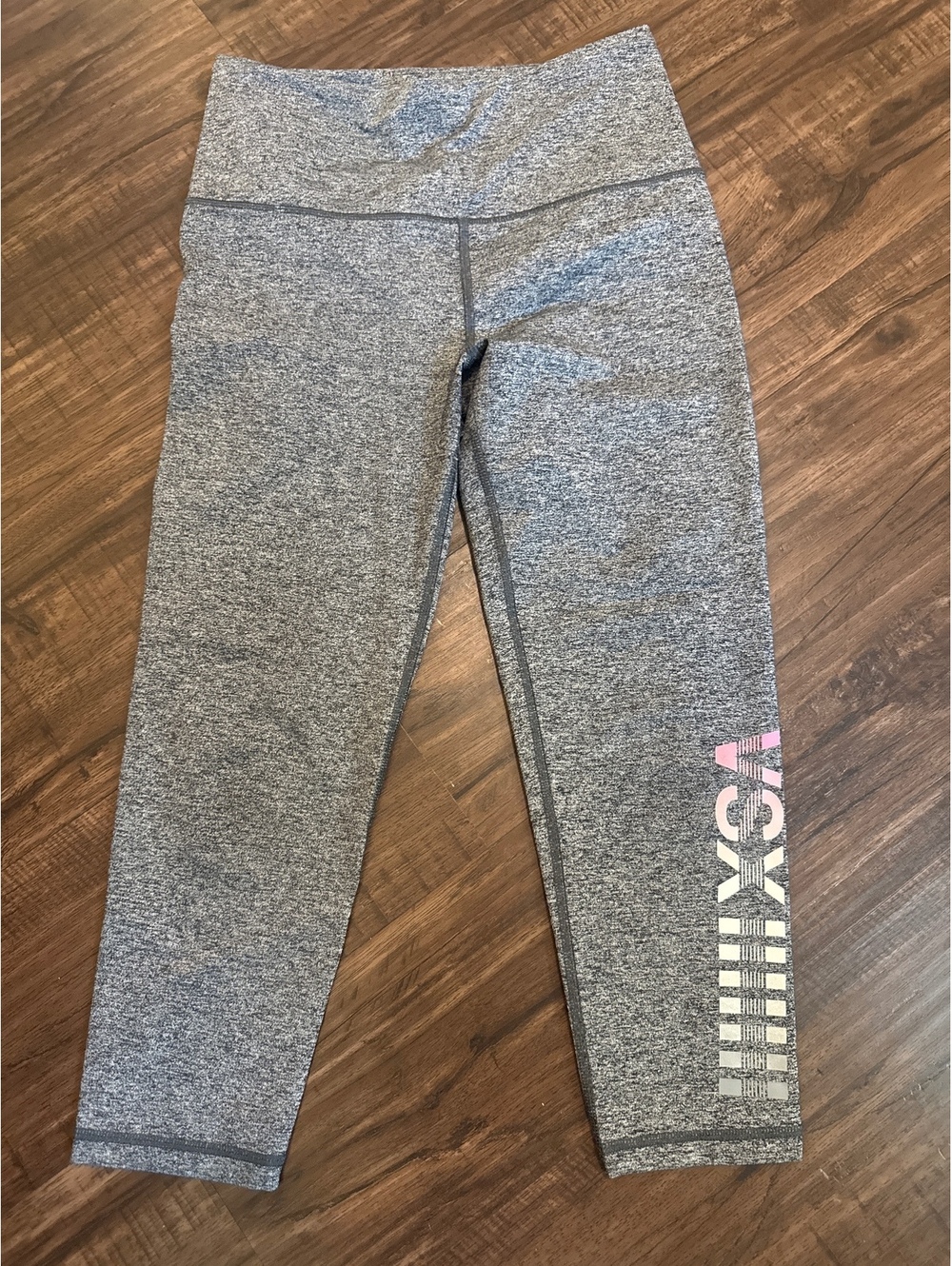 Victoria's Secret VSX Sport Gray Capri Leggings - Picture 1 of 5